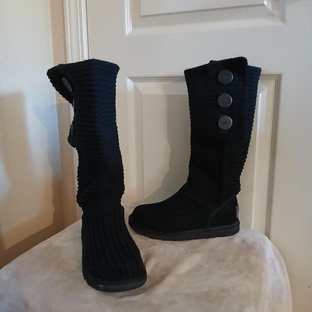 UGG Black 3-Button Classic Cardy Knit Tall Sweater Boots 6 Gorpcore Y2K Preppy
